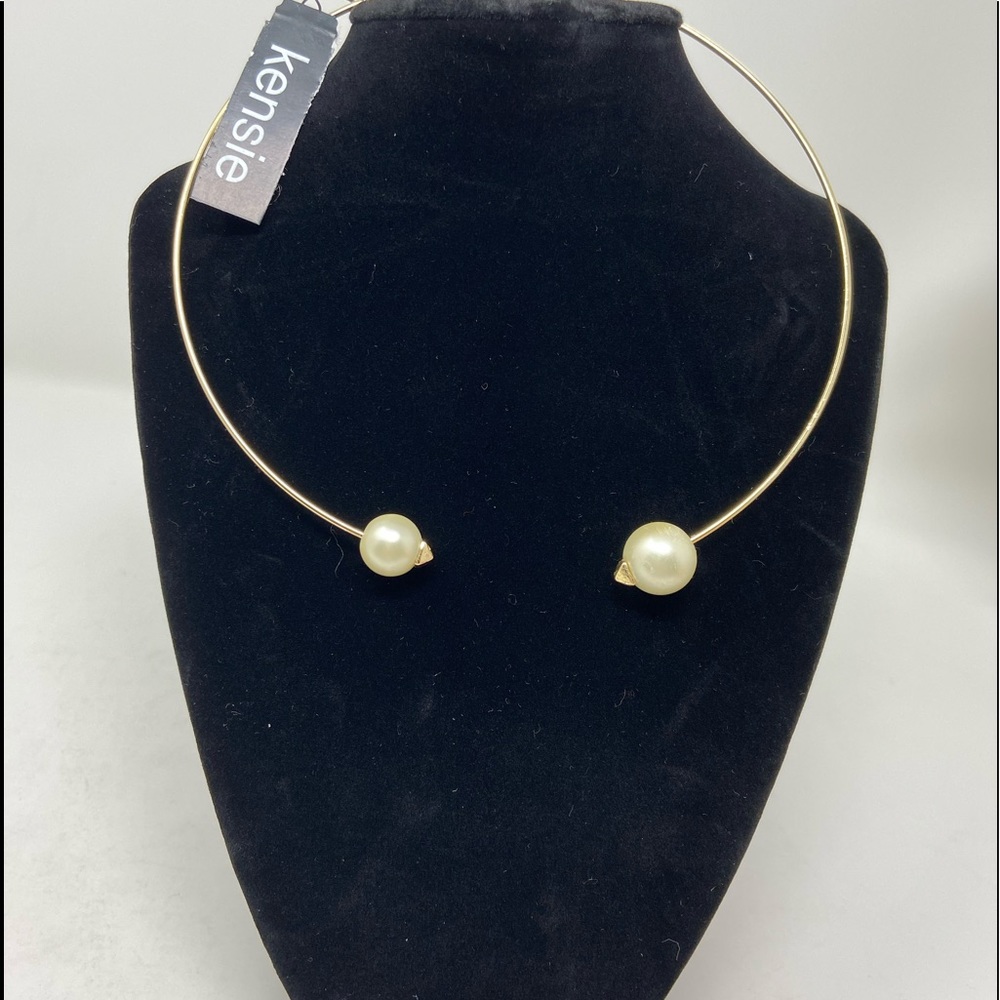 New Kenzie golden tone  faux pearl necklace